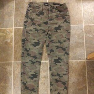 Hudson size 26 camo jeans
